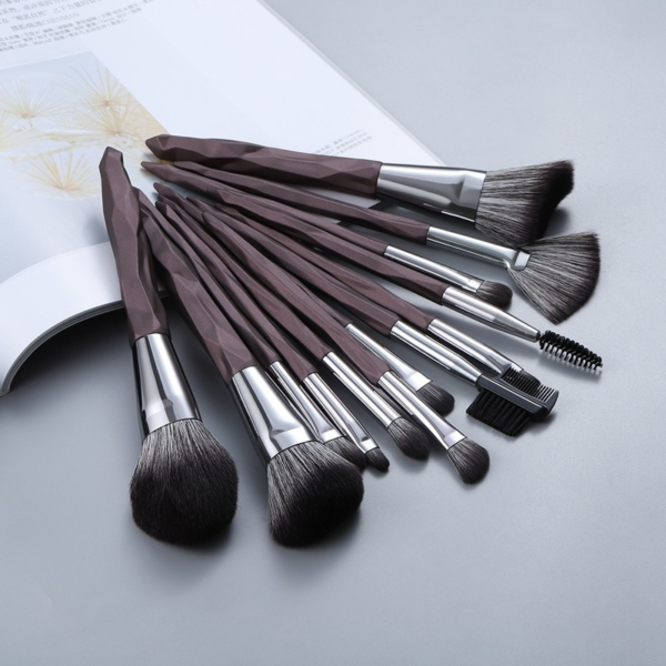 New 15pcs 13pcs 12pcs Diamond Makeup Brush Crystal Handle Set Loose Powder Brush Portable Beauty Tool Cosmetic Accessories - Image 4